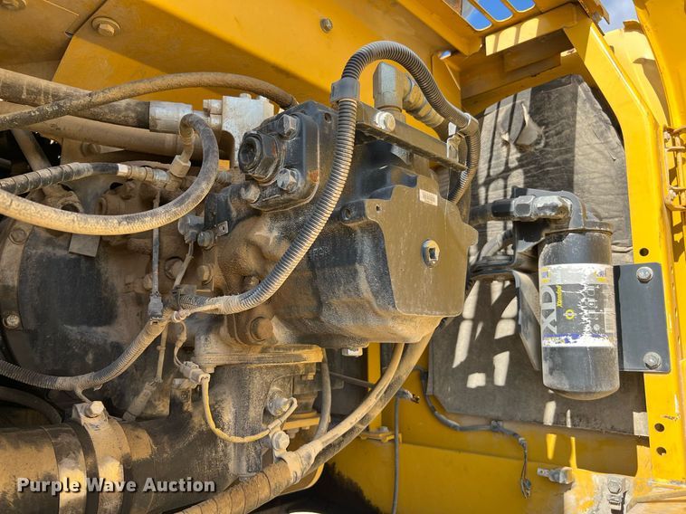 image for item DQ2077 2012 Komatsu PC360LC-10  excavator