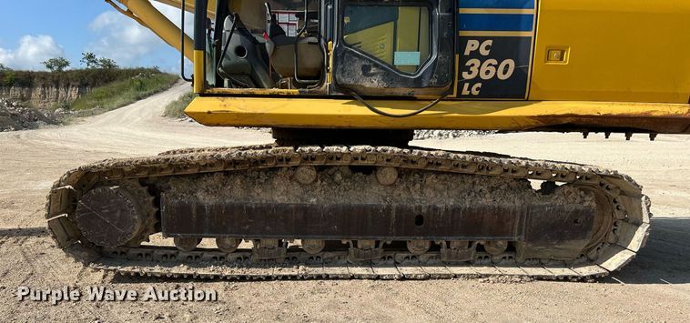 image for item DQ2077 2012 Komatsu PC360LC-10  excavator