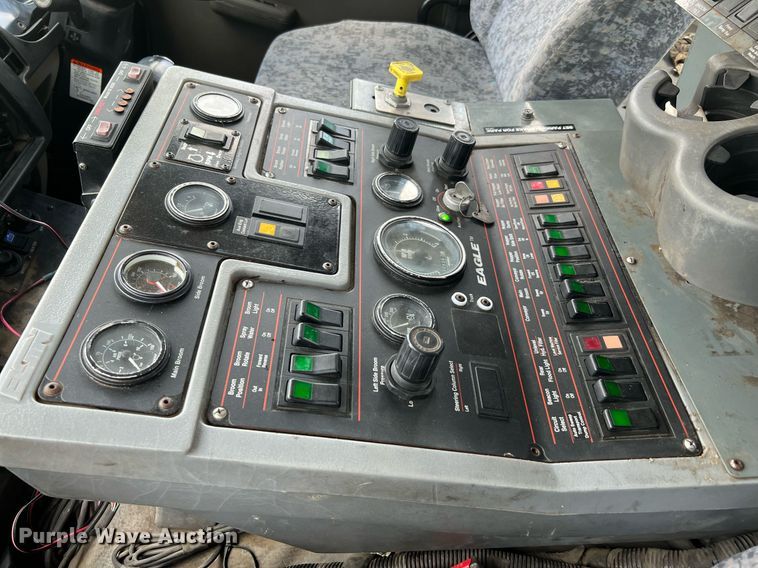 image for item DQ2078 2010 Elgin Eagle  street sweeper truck