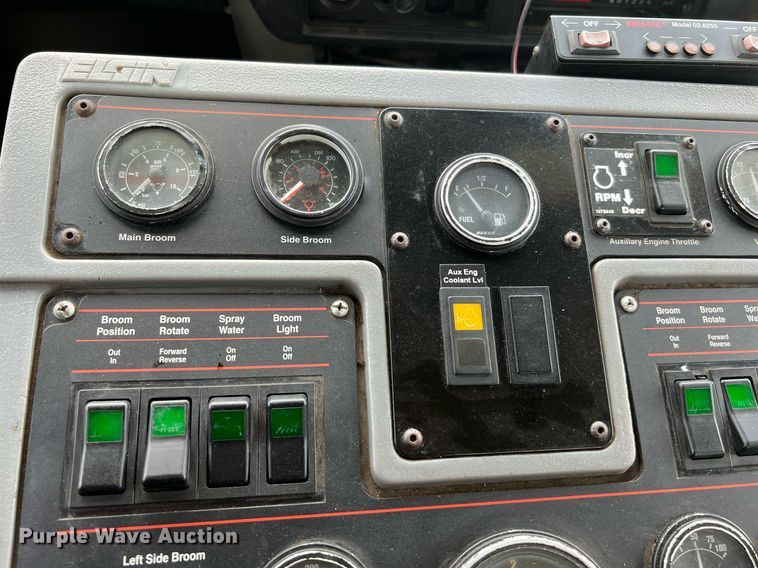 image for item DQ2078 2010 Elgin Eagle  street sweeper truck