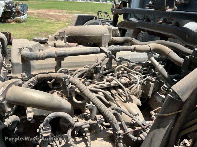 image for item DQ2078 2010 Elgin Eagle  street sweeper truck