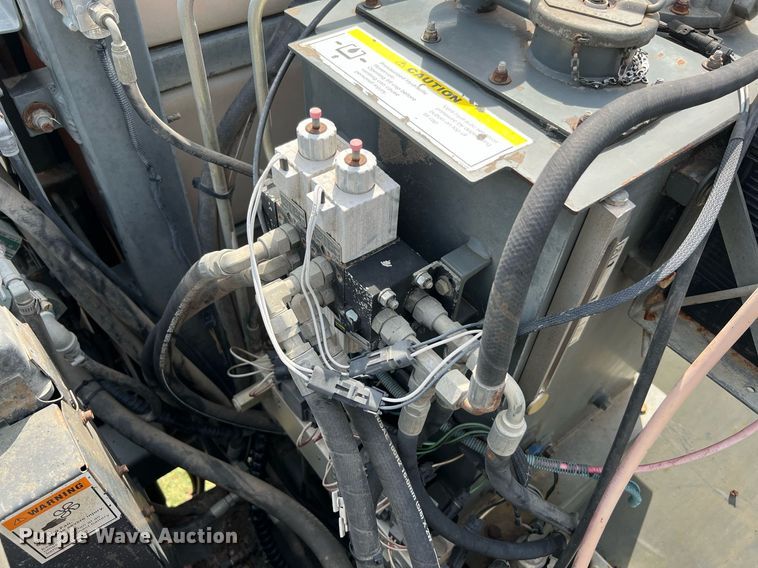 image for item DQ2079 2009 Elgin Eagle  street sweeper truck