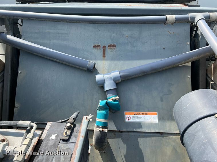 image for item DQ2079 2009 Elgin Eagle  street sweeper truck