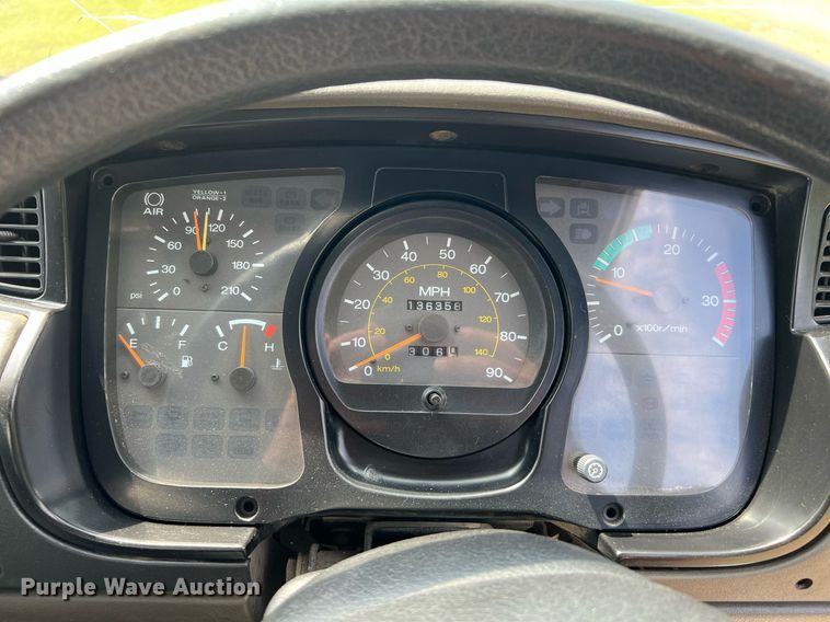 image for item DQ2079 2009 Elgin Eagle  street sweeper truck