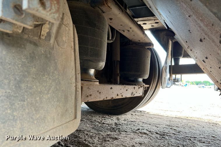 image for item DQ2079 2009 Elgin Eagle  street sweeper truck