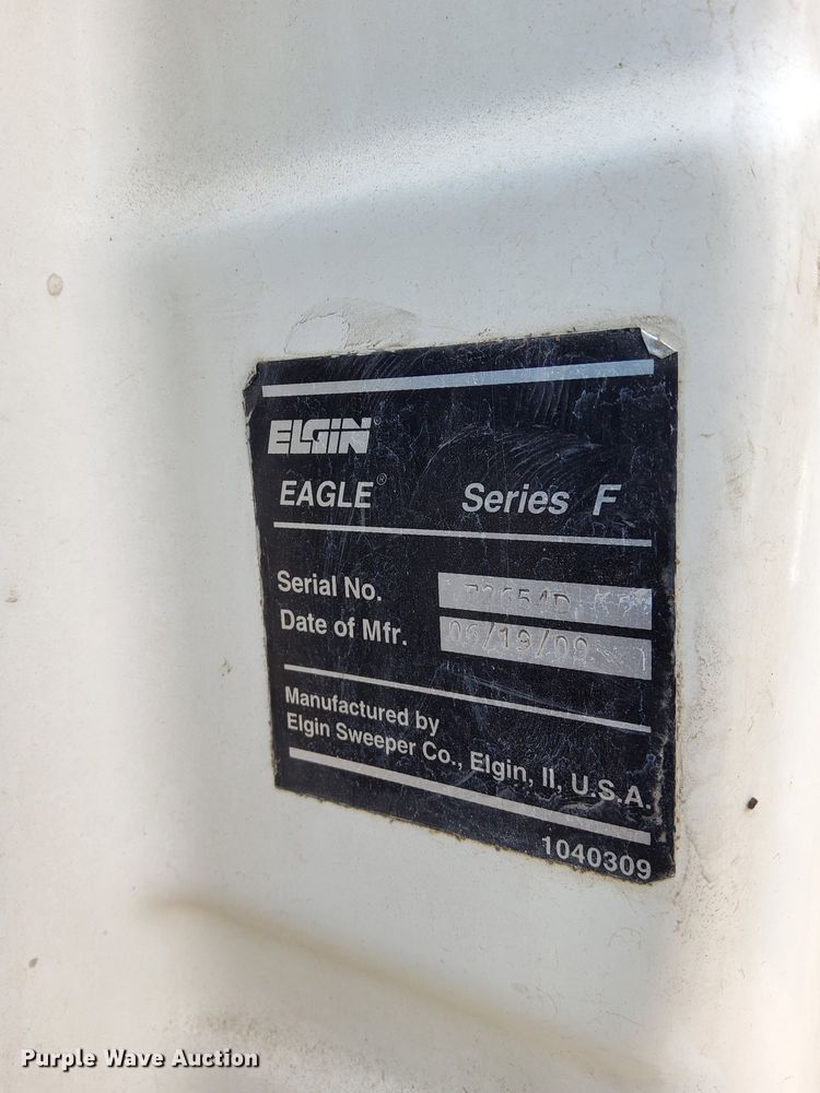 image for item DQ2079 2009 Elgin Eagle  street sweeper truck