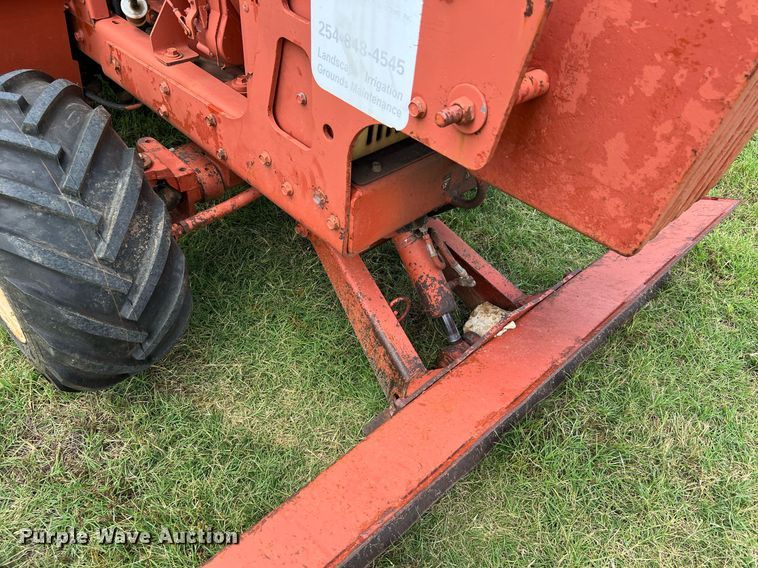 image for item DQ2088 Ditch Witch 3700  trencher