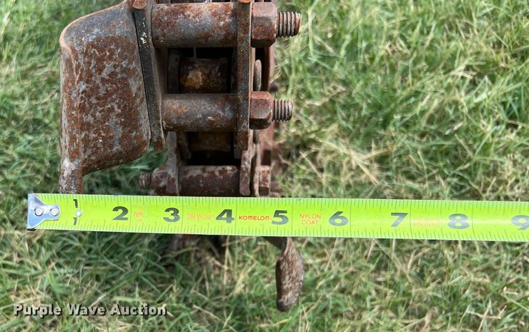 image for item DQ2088 Ditch Witch 3700  trencher