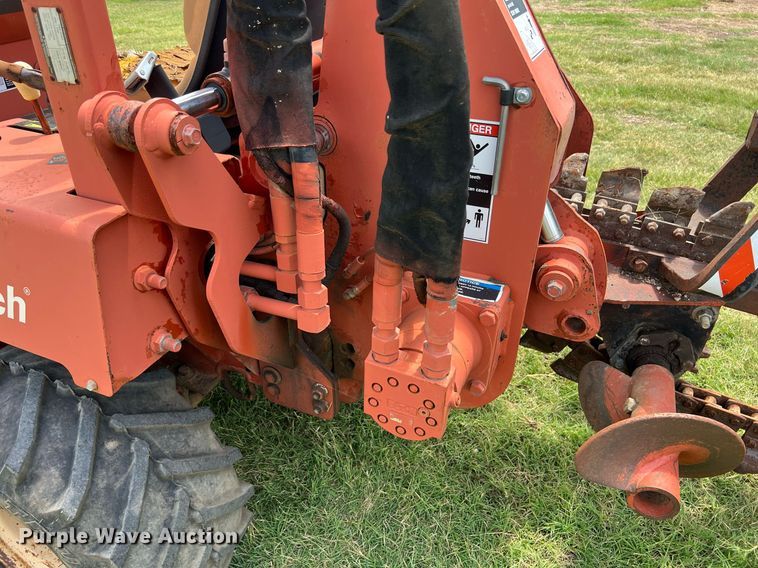 image for item DQ2088 Ditch Witch 3700  trencher