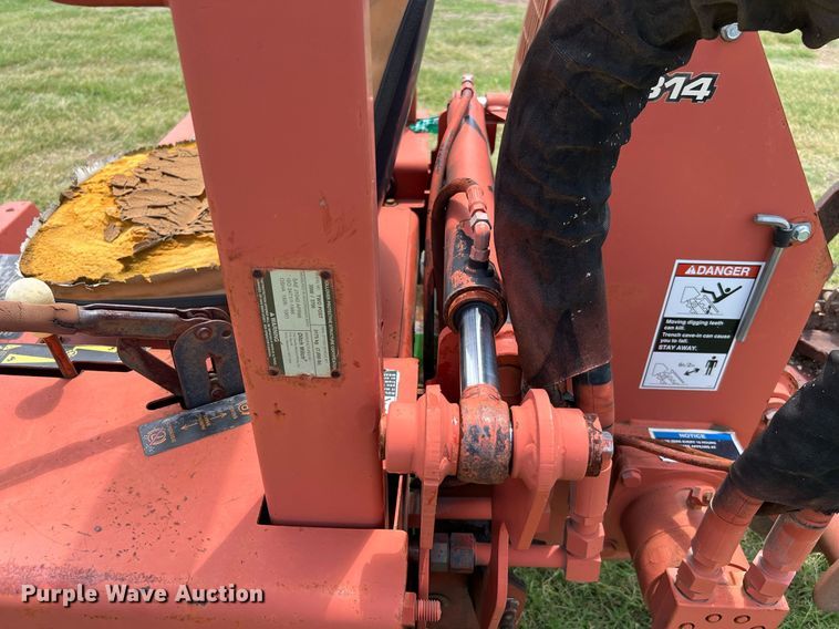 image for item DQ2088 Ditch Witch 3700  trencher