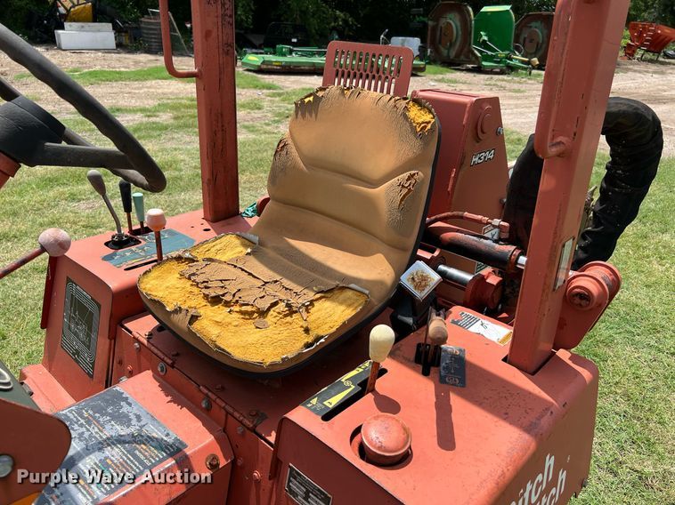 image for item DQ2088 Ditch Witch 3700  trencher