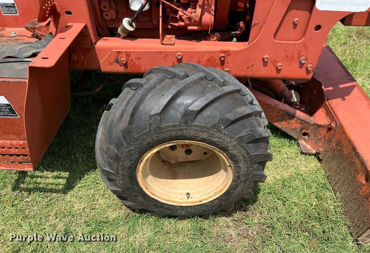image for item DQ2088 Ditch Witch 3700  trencher