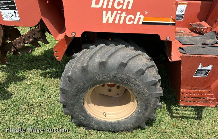 image for item DQ2088 Ditch Witch 3700  trencher