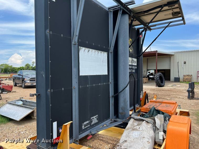 image for item DQ2090 2010 Solartech Silent Messenger  message board trailer