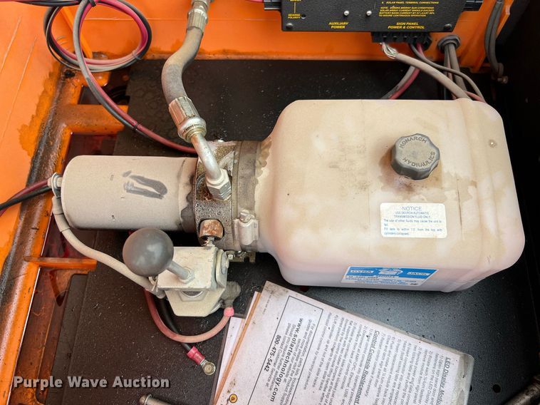 image for item DQ2090 2010 Solartech Silent Messenger  message board trailer