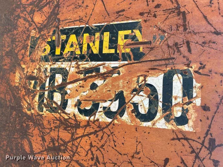 image for item DR4687 Stanley MB5950  breaker