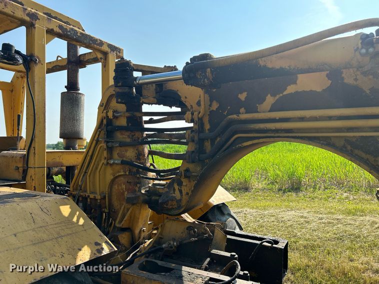 image for item DR4690 1970 Caterpillar 613  elevating scraper