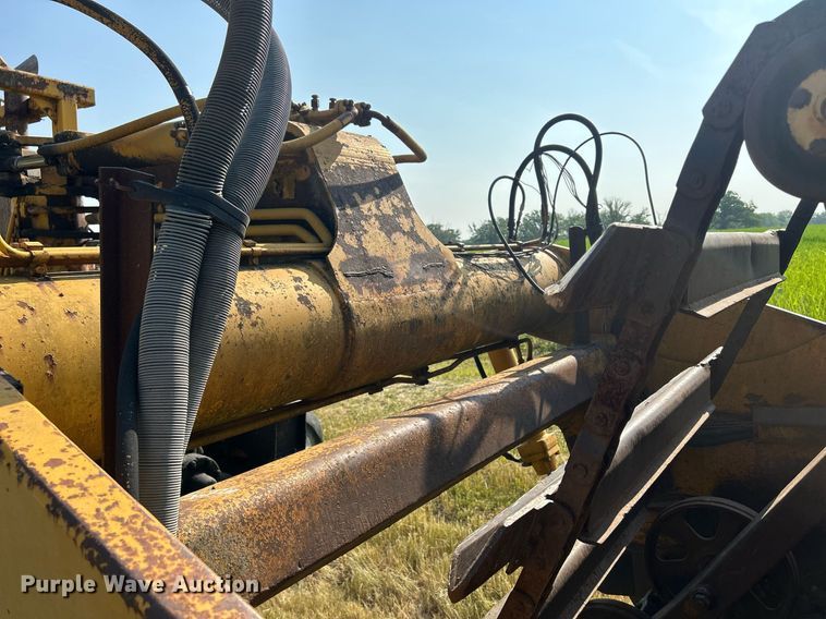 image for item DR4690 1970 Caterpillar 613  elevating scraper