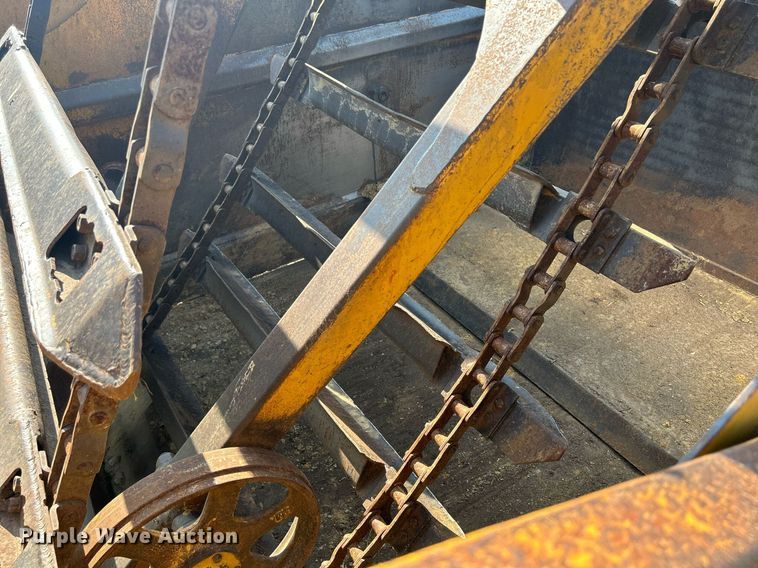 image for item DR4690 1970 Caterpillar 613  elevating scraper