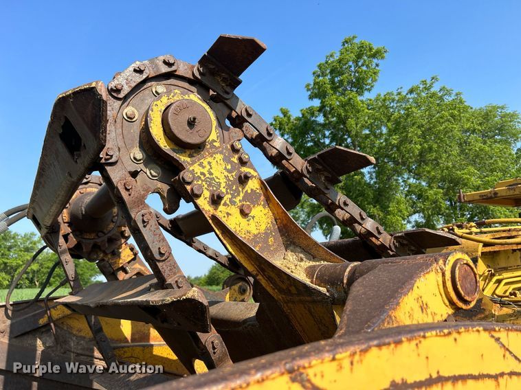 image for item DR4690 1970 Caterpillar 613  elevating scraper