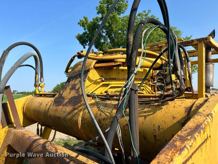 image for item DR4690 1970 Caterpillar 613  elevating scraper