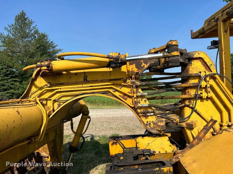 image for item DR4690 1970 Caterpillar 613  elevating scraper