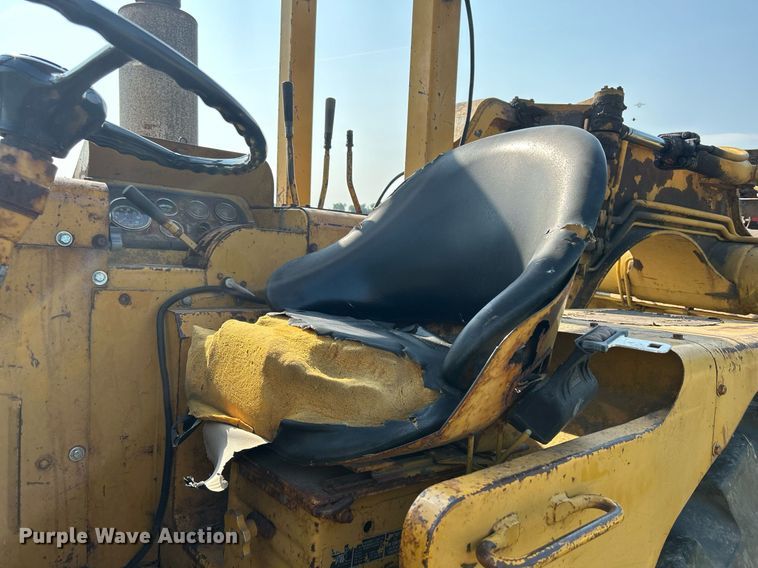 image for item DR4690 1970 Caterpillar 613  elevating scraper