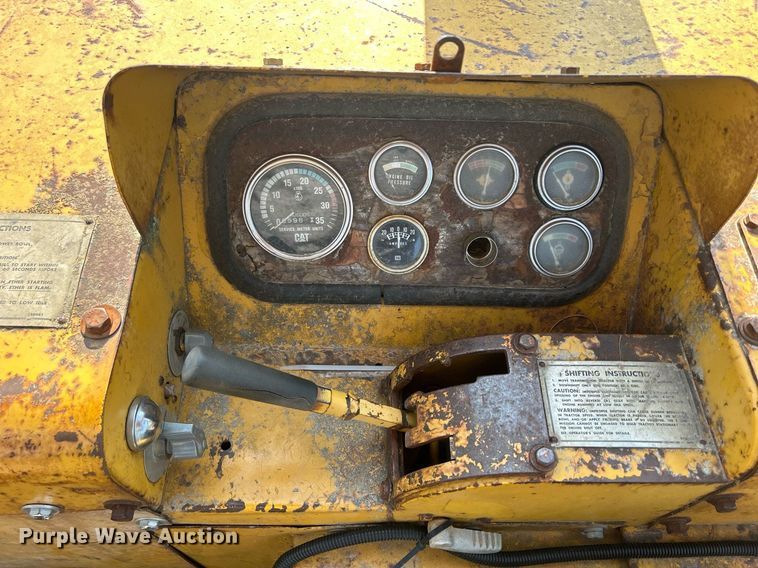 image for item DR4690 1970 Caterpillar 613  elevating scraper