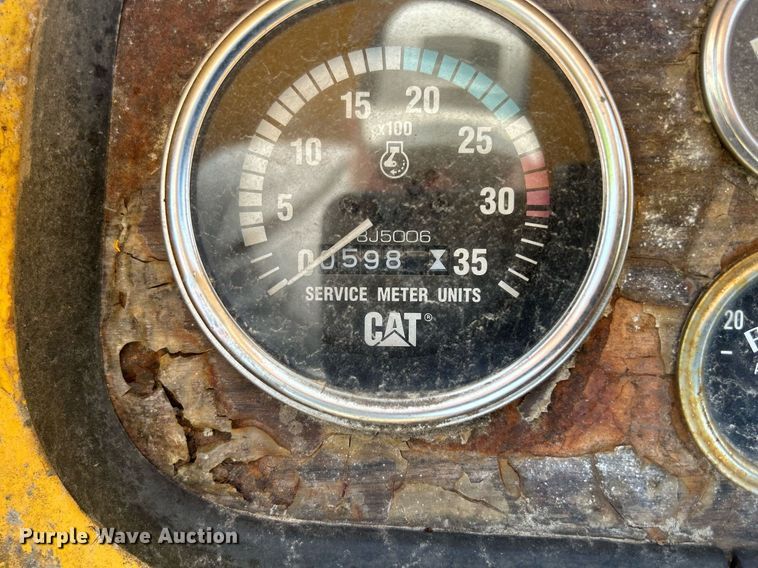 image for item DR4690 1970 Caterpillar 613  elevating scraper