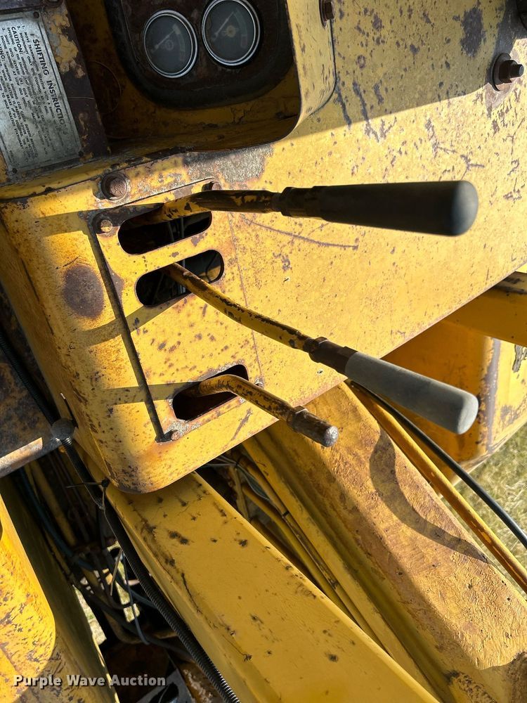 image for item DR4690 1970 Caterpillar 613  elevating scraper