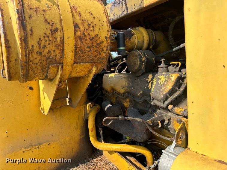 image for item DR4690 1970 Caterpillar 613  elevating scraper