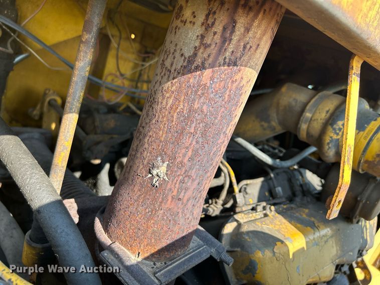 image for item DR4690 1970 Caterpillar 613  elevating scraper