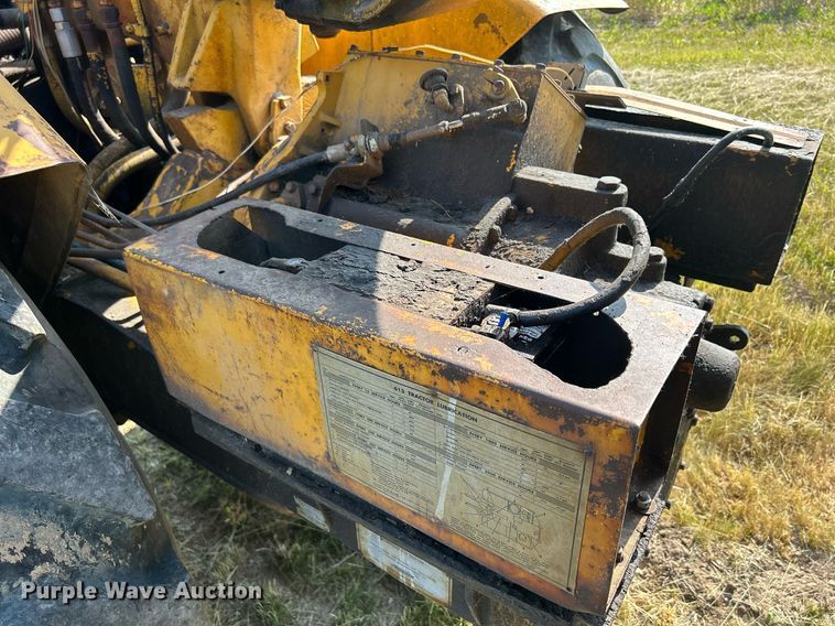 image for item DR4690 1970 Caterpillar 613  elevating scraper