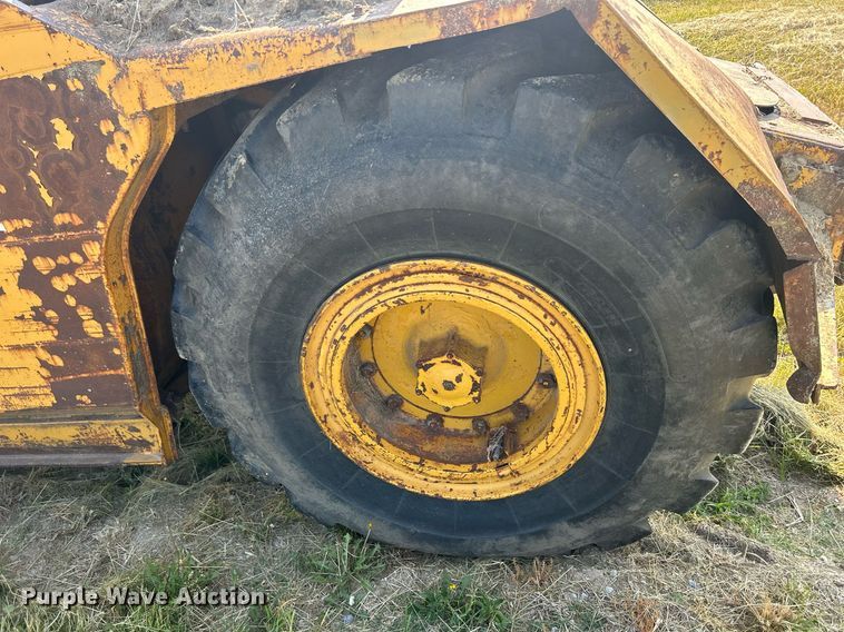 image for item DR4690 1970 Caterpillar 613  elevating scraper
