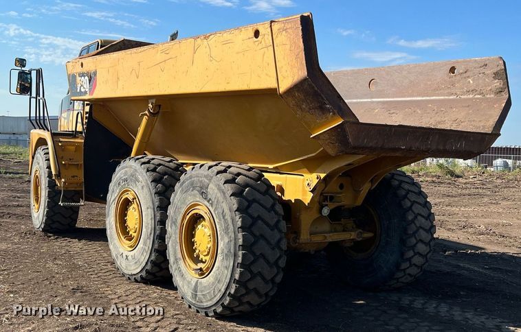 image for item DR5753 2002 Caterpillar 730  haul truck