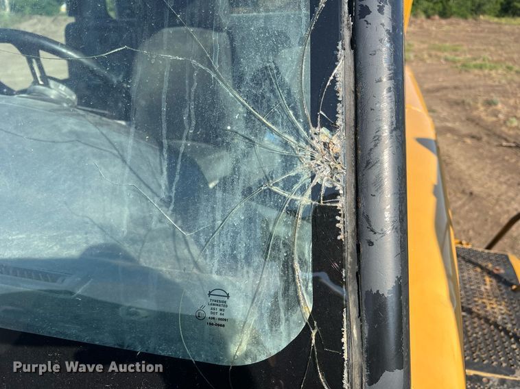 image for item DR5753 2002 Caterpillar 730  haul truck