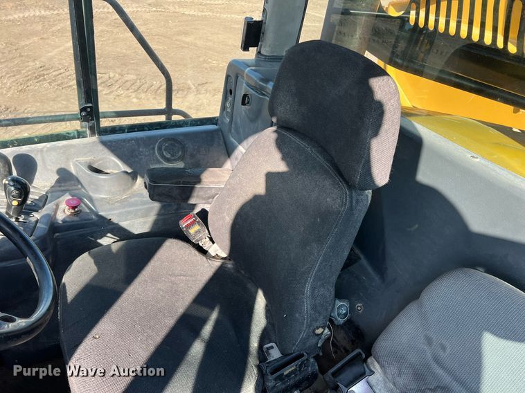 image for item DR5753 2002 Caterpillar 730  haul truck