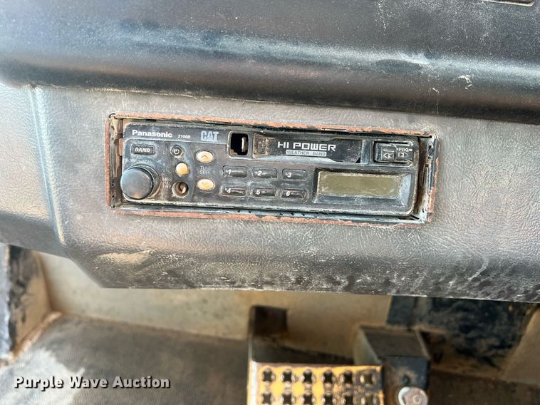 image for item DR5753 2002 Caterpillar 730  haul truck