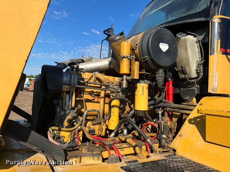 image for item DR5753 2002 Caterpillar 730  haul truck