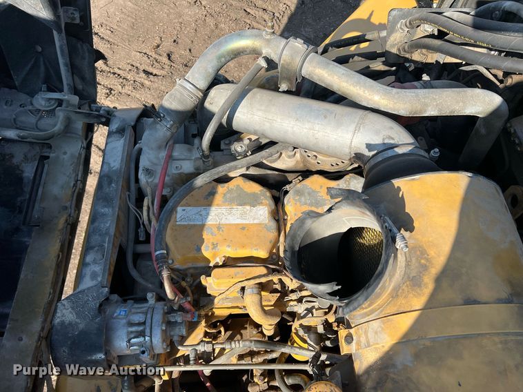 image for item DR5753 2002 Caterpillar 730  haul truck