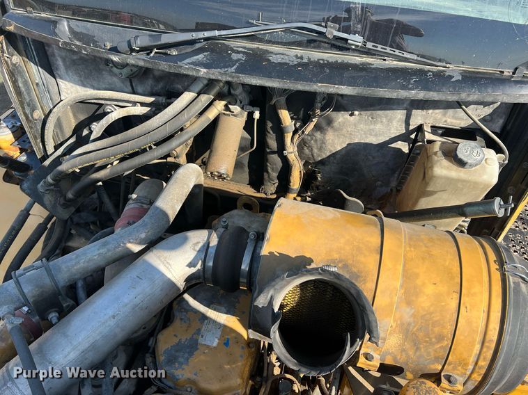 image for item DR5753 2002 Caterpillar 730  haul truck