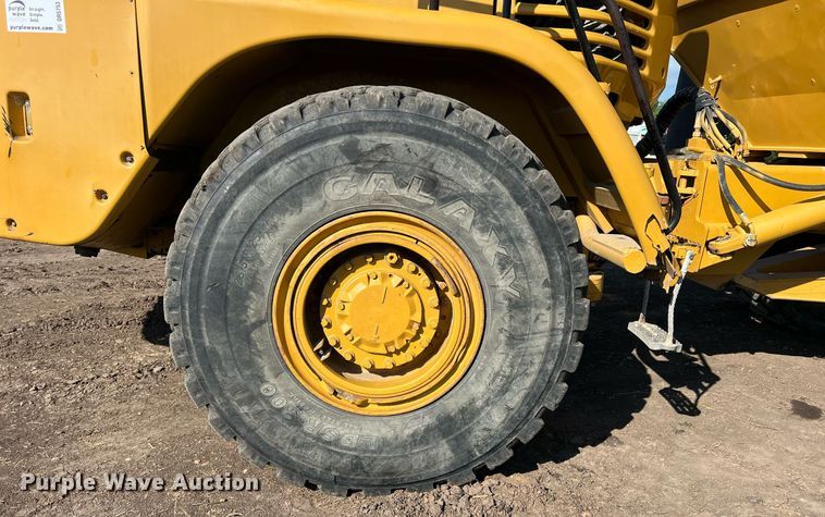 image for item DR5753 2002 Caterpillar 730  haul truck