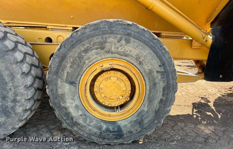 image for item DR5753 2002 Caterpillar 730  haul truck