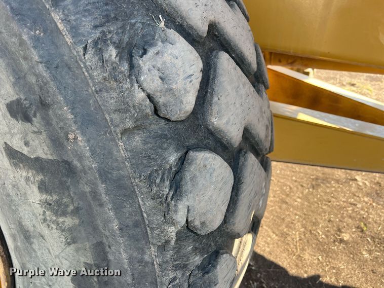 image for item DR5753 2002 Caterpillar 730  haul truck