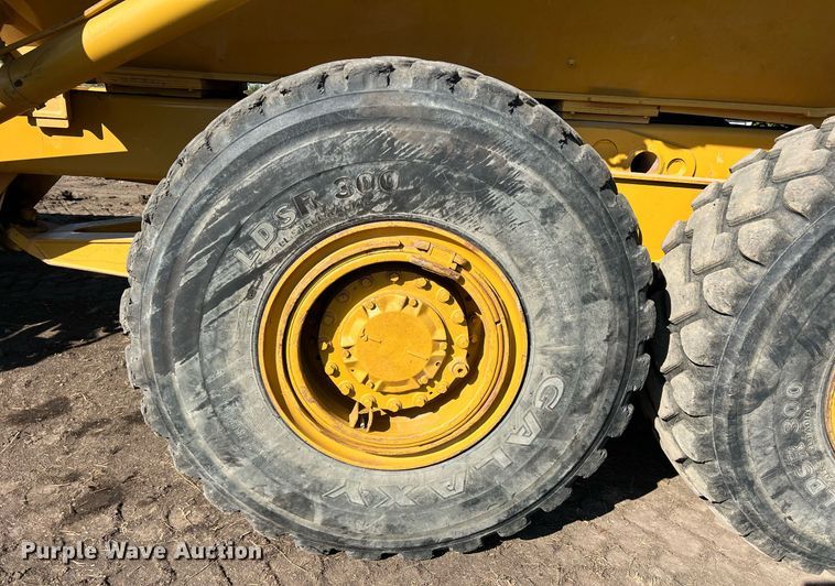 image for item DR5753 2002 Caterpillar 730  haul truck