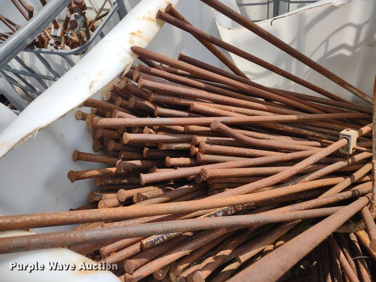 image for item DS6424 (10) totes of stakes