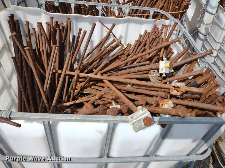 image for item DS6424 (10) totes of stakes