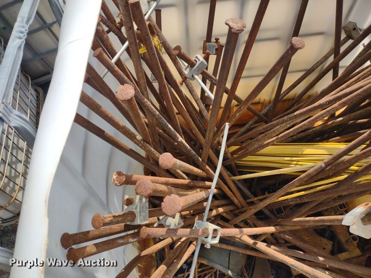 image for item DS6424 (10) totes of stakes