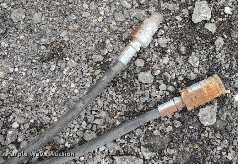 image for item DS6435 Black Fox  7' 6" W skid steer snow plow