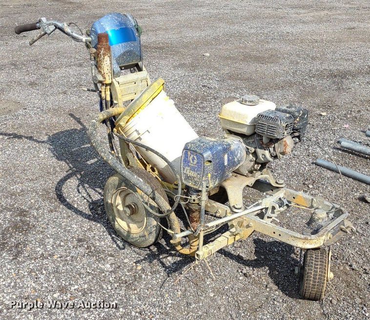 image for item DS6437 Graco 5900  paint striper